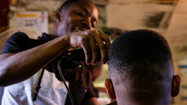 barber-shaving-hair